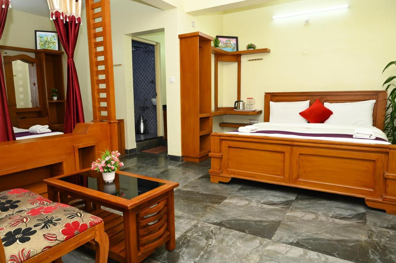 Lodge Ajay
