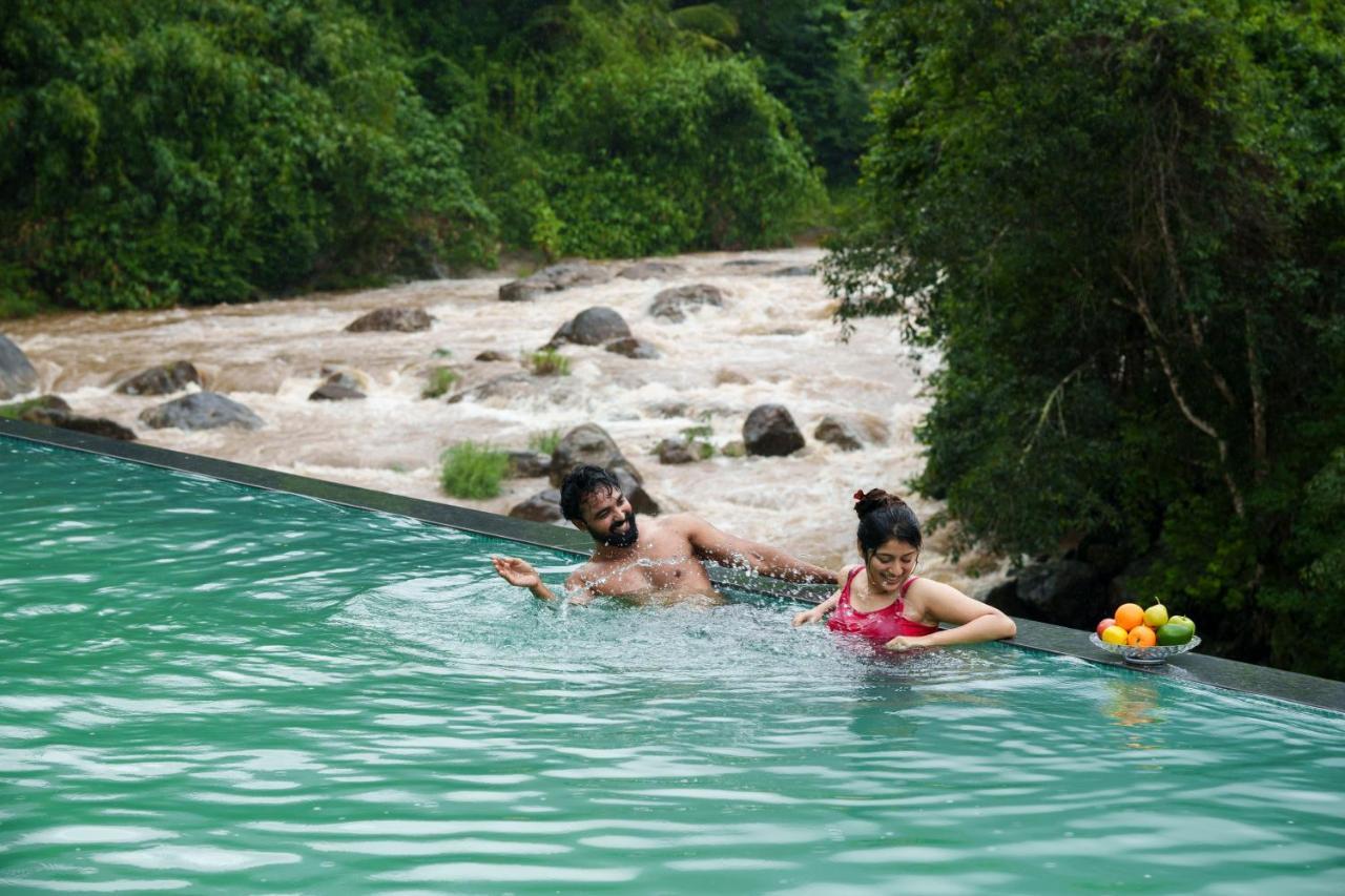 Eden Woods And Resort 5*