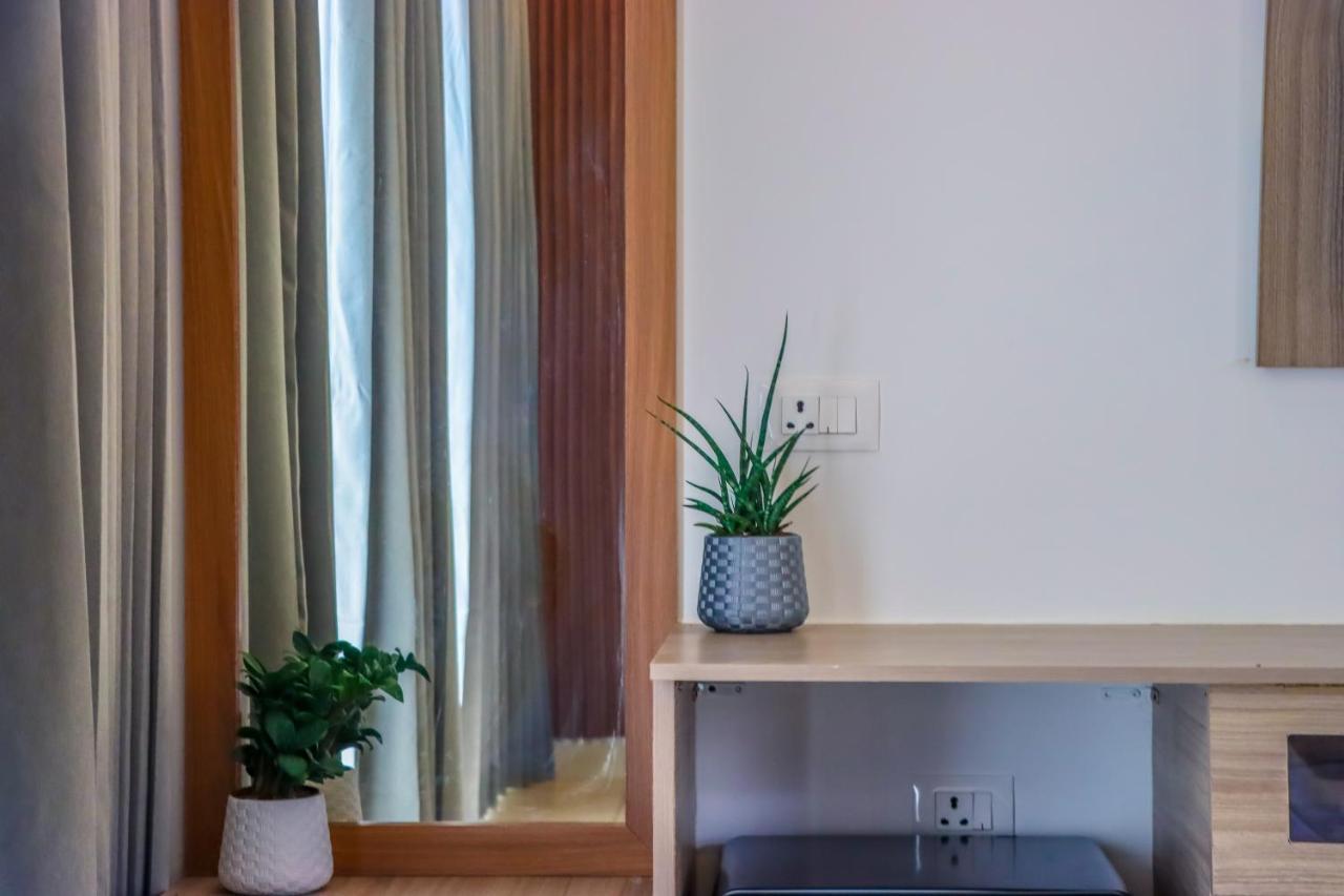Winter Note Hotel