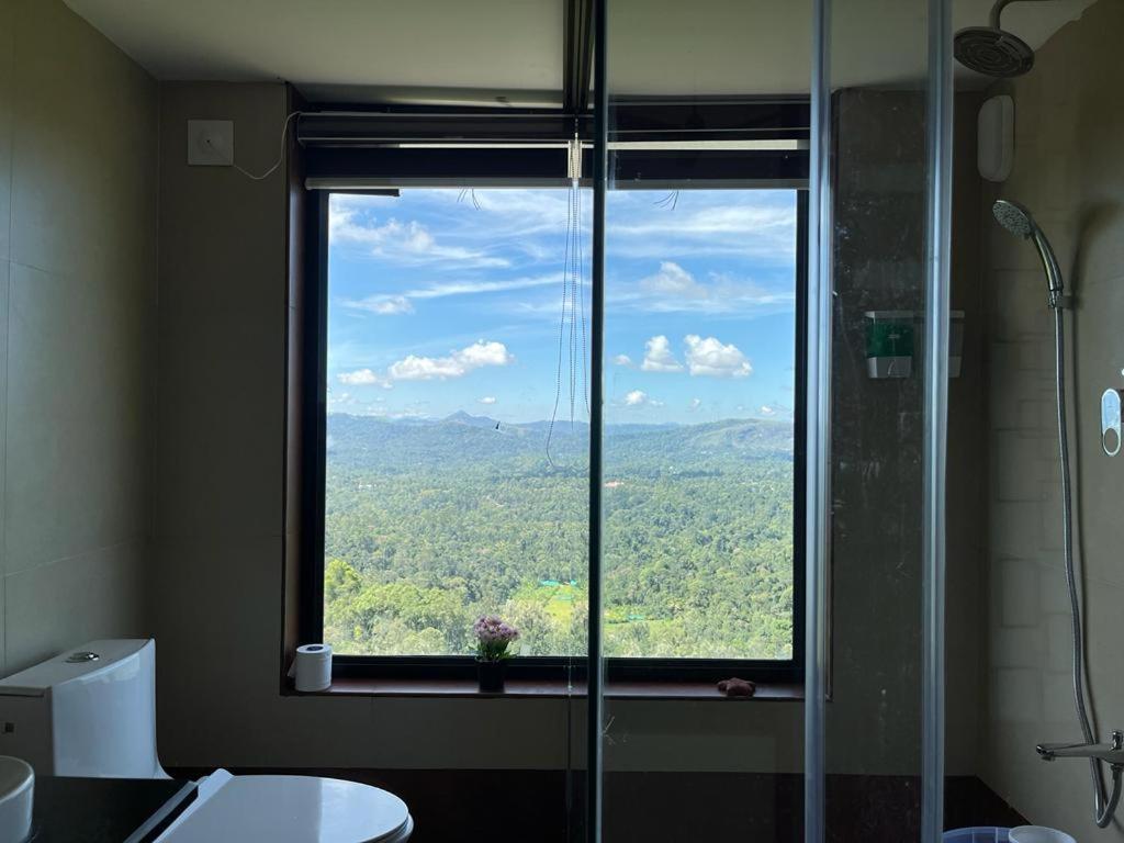 Alkaline Munnar