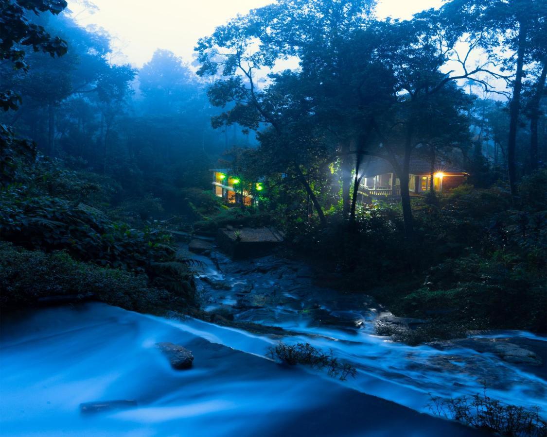 Falling Waters Hotel 3*