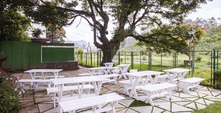 Westwood Riverside Hotel Munnar