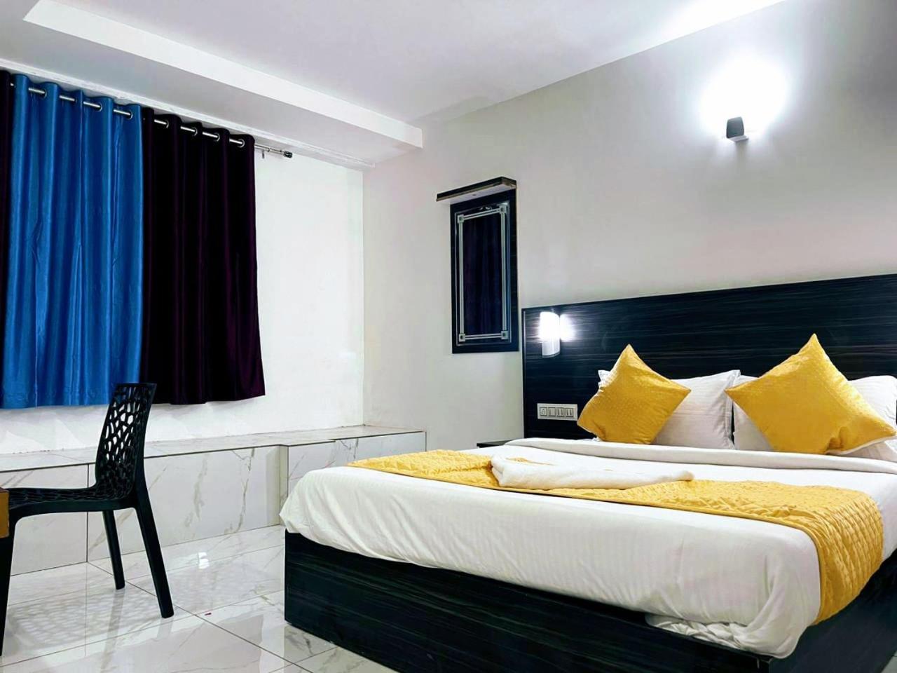 Hotel Skylark Holidays