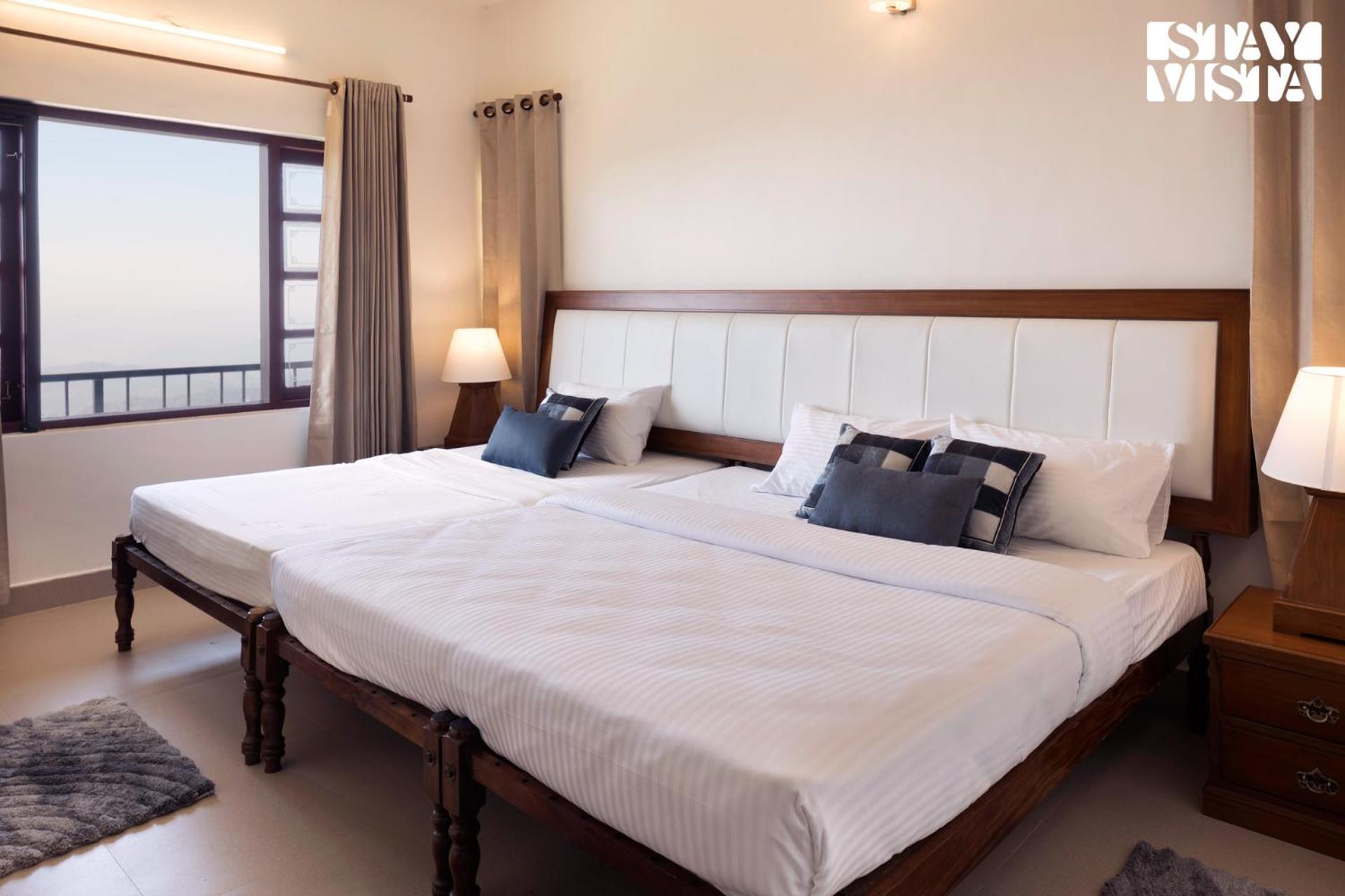 Stayvista At Vale Echoes - Breakfast Included Villa