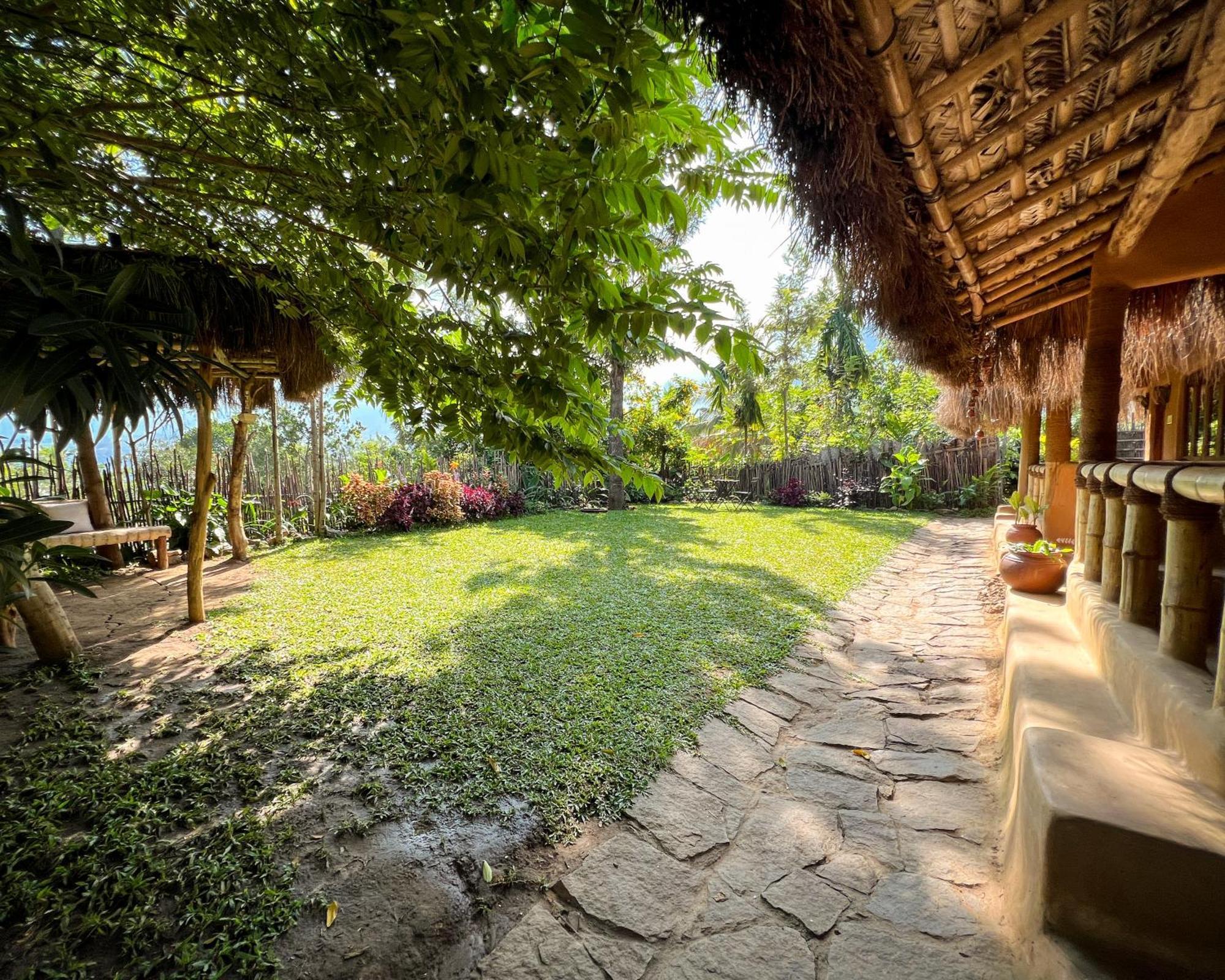 The Mudhouse Marayoor Resort *