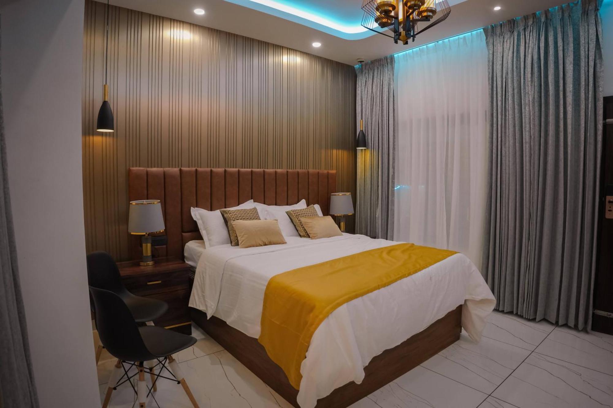 Misty Wonders Hotel