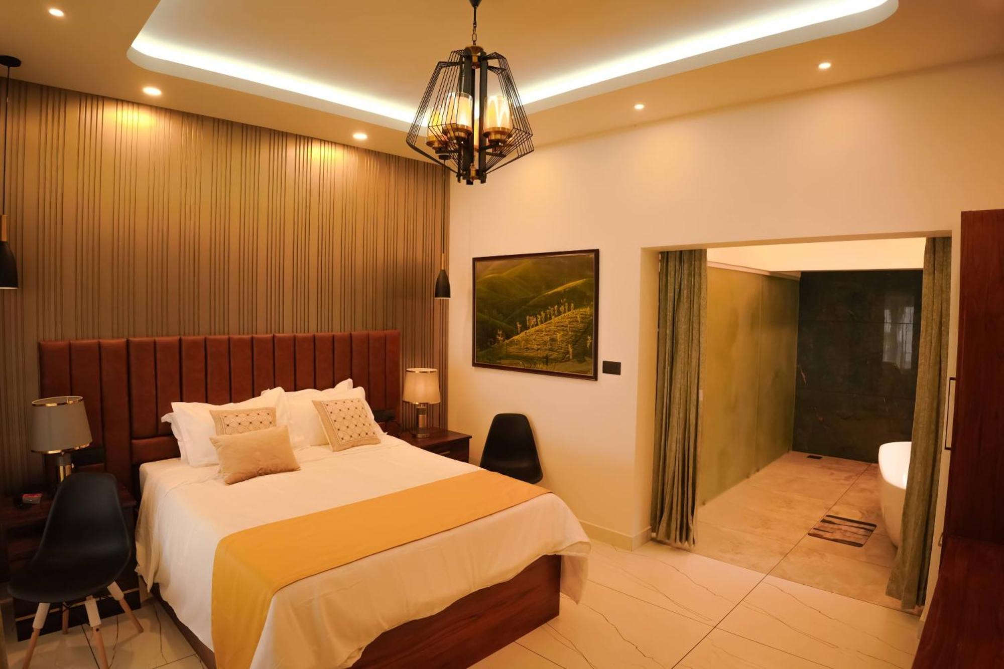 Hotel Misty Wonders