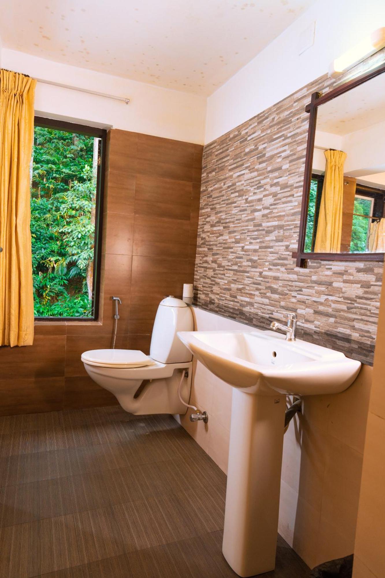 Falling Waters 3* Munnar
