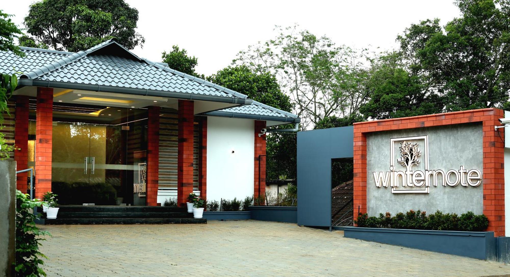 Winter Note Hotel 4*
