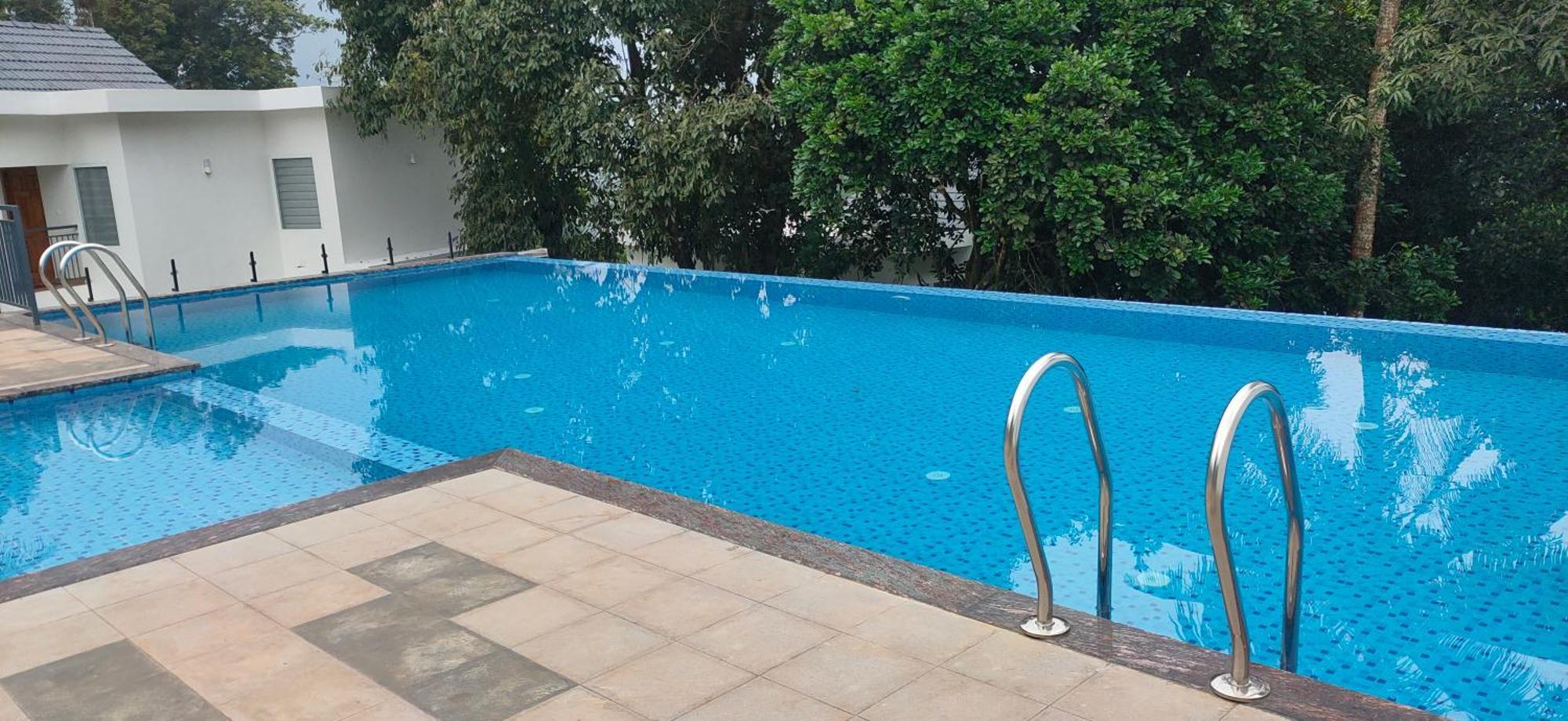 Hotel Winter Note Munnar