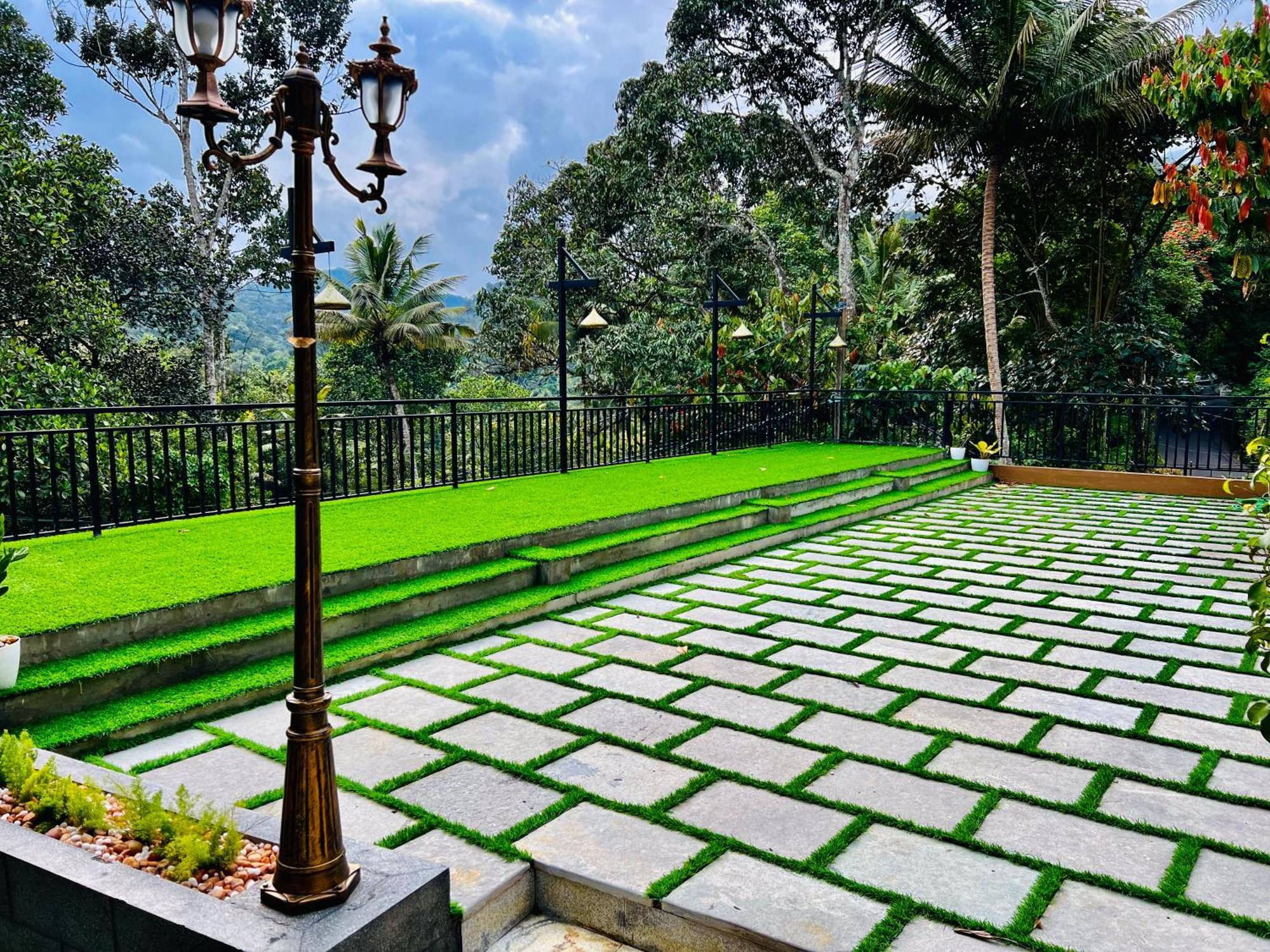 Blue Peaks Munnar