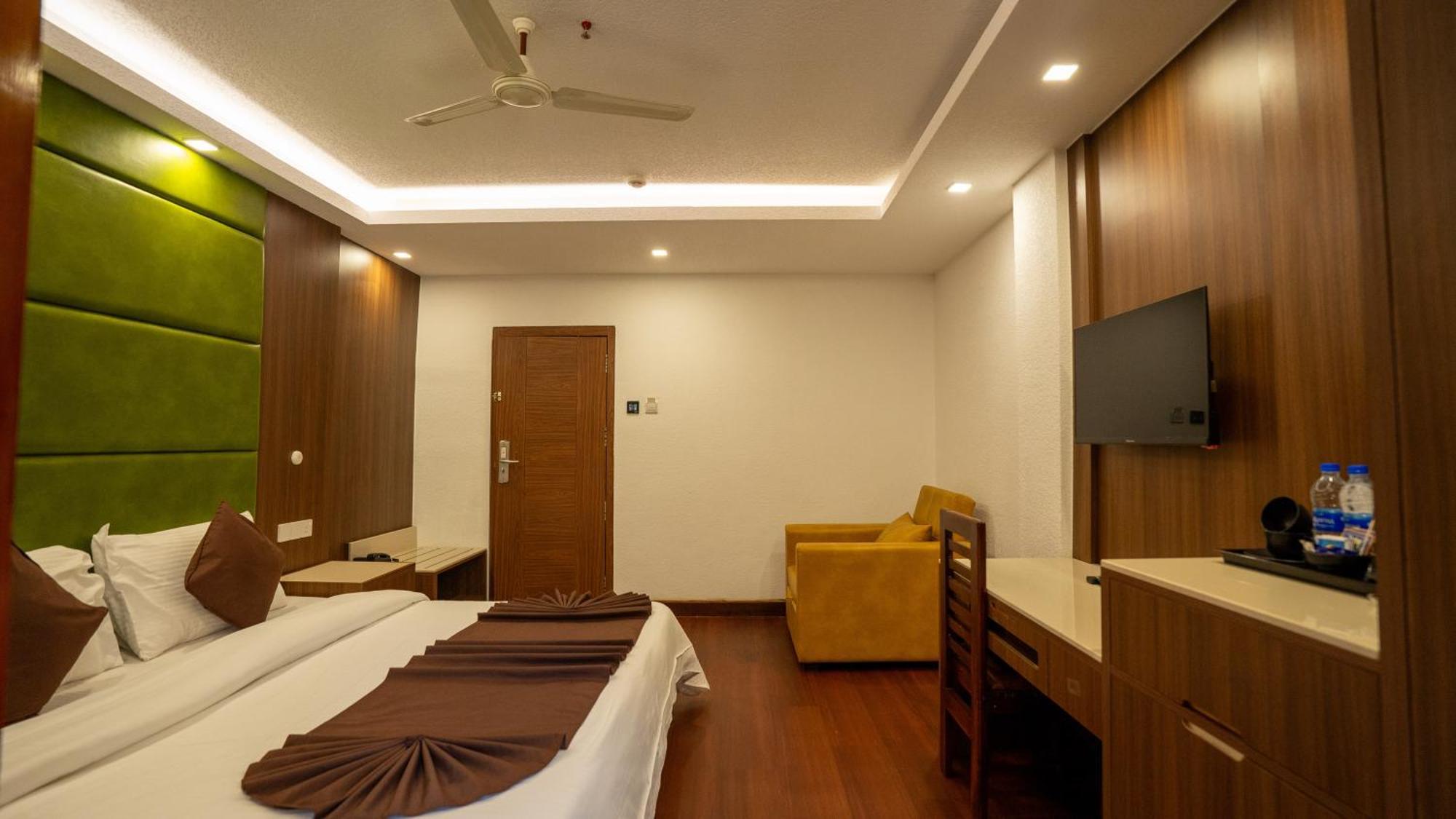 Hotel Hillview