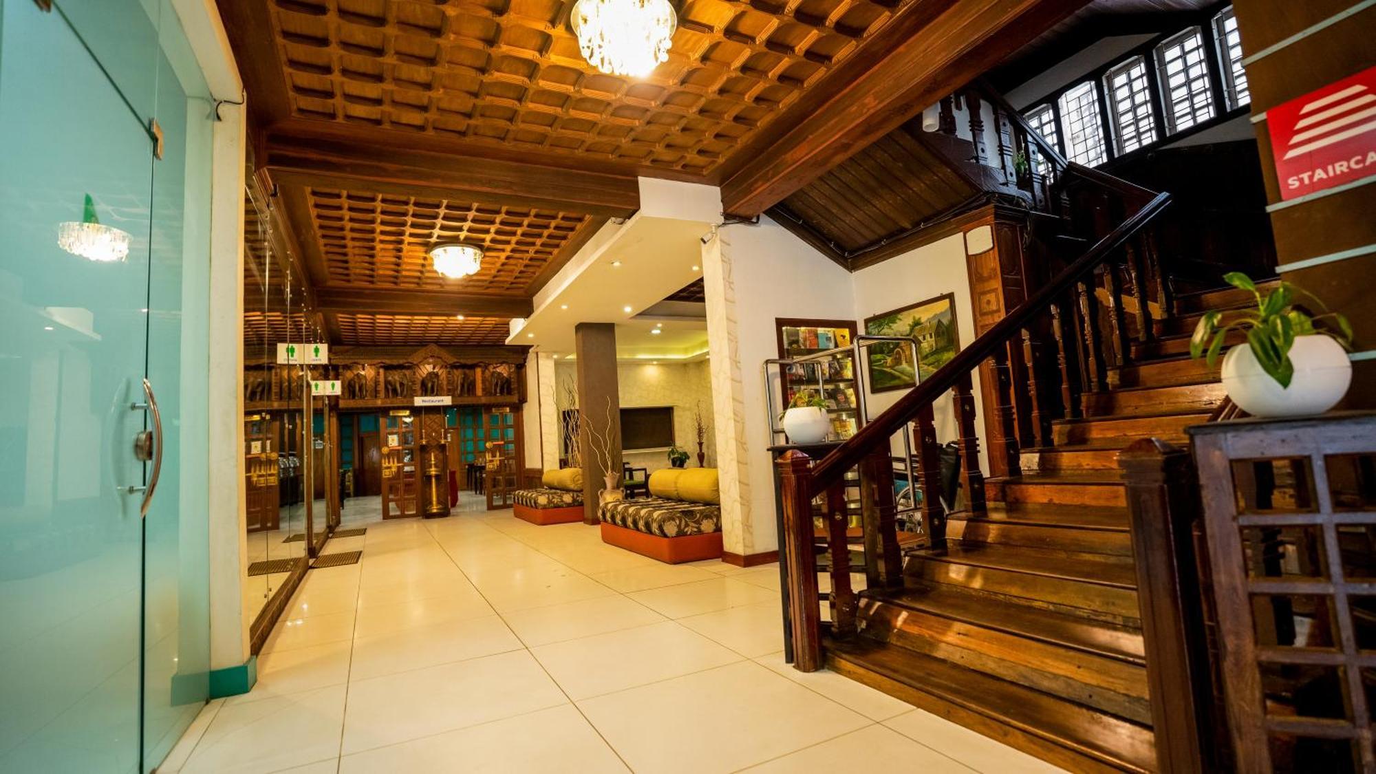 Hillview Hotel