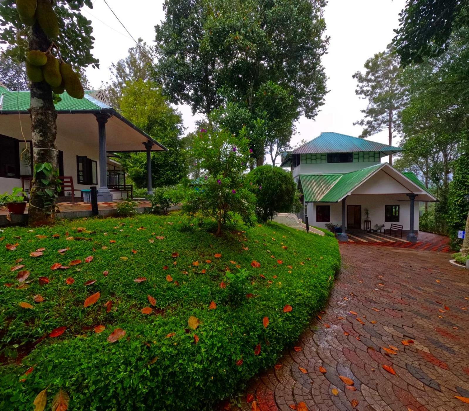 Misty Resorts,