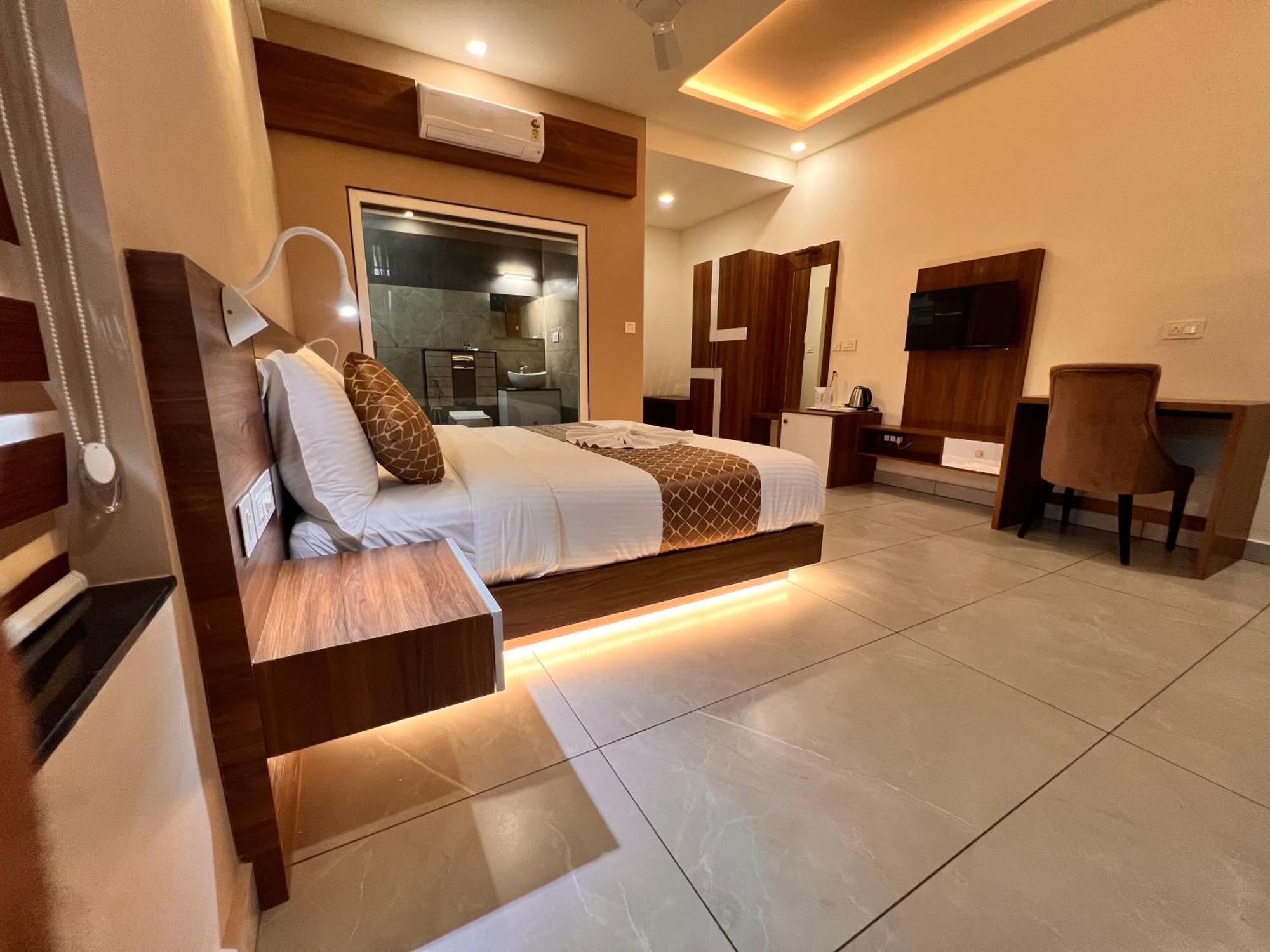 Blue Peaks Lodge