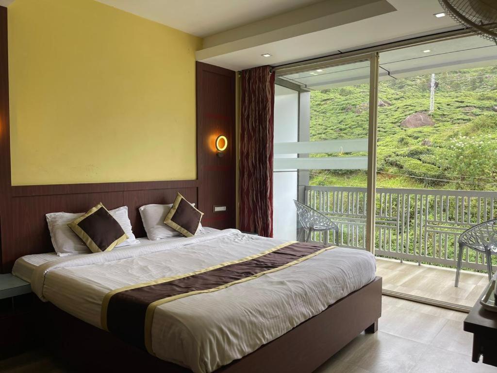 Greenland Residency * Munnar