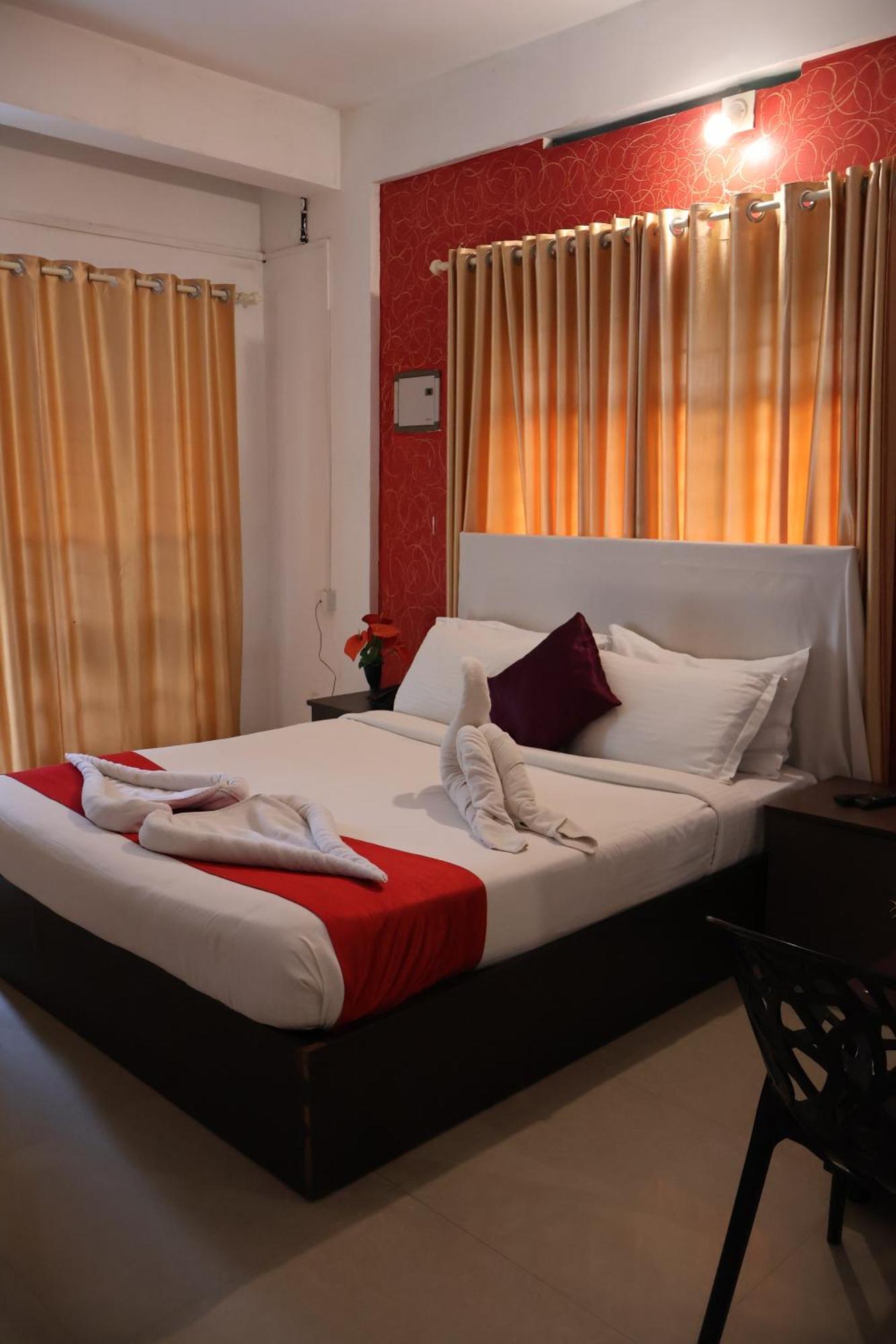 Hotel Ayur Green And Spa