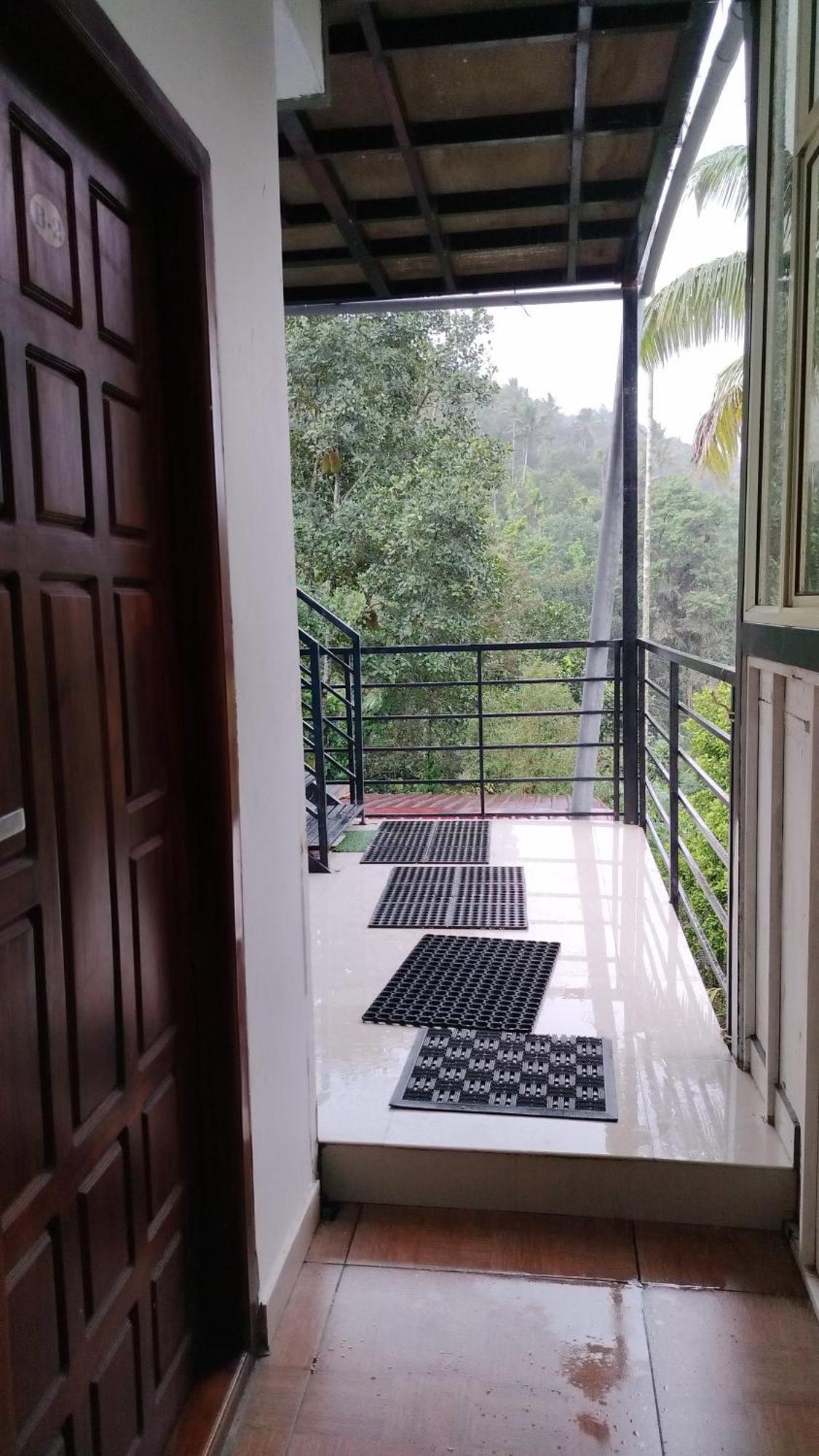 Himadri Holidays Homestay