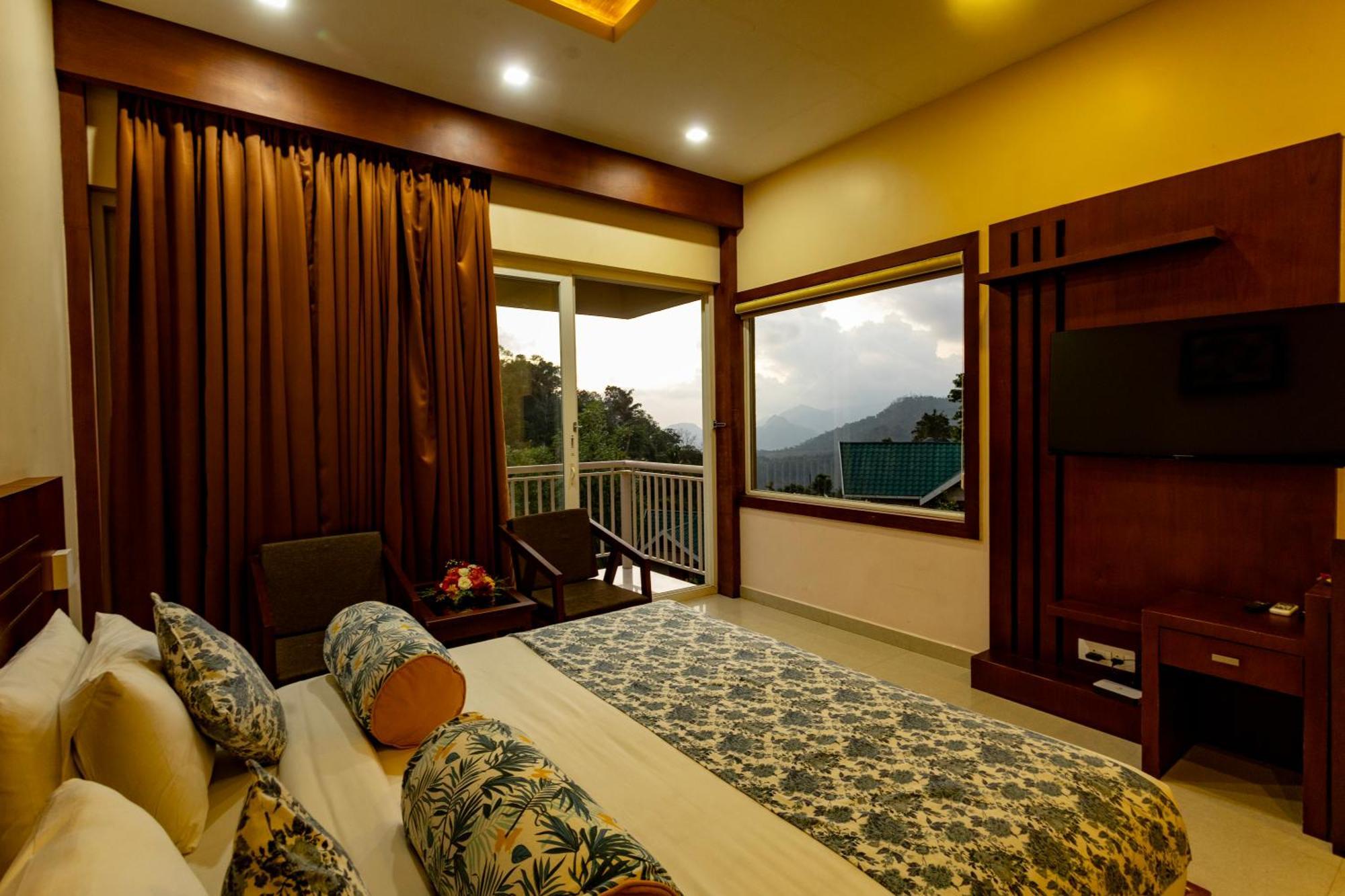 Aveda Mountains And Mist Munnar