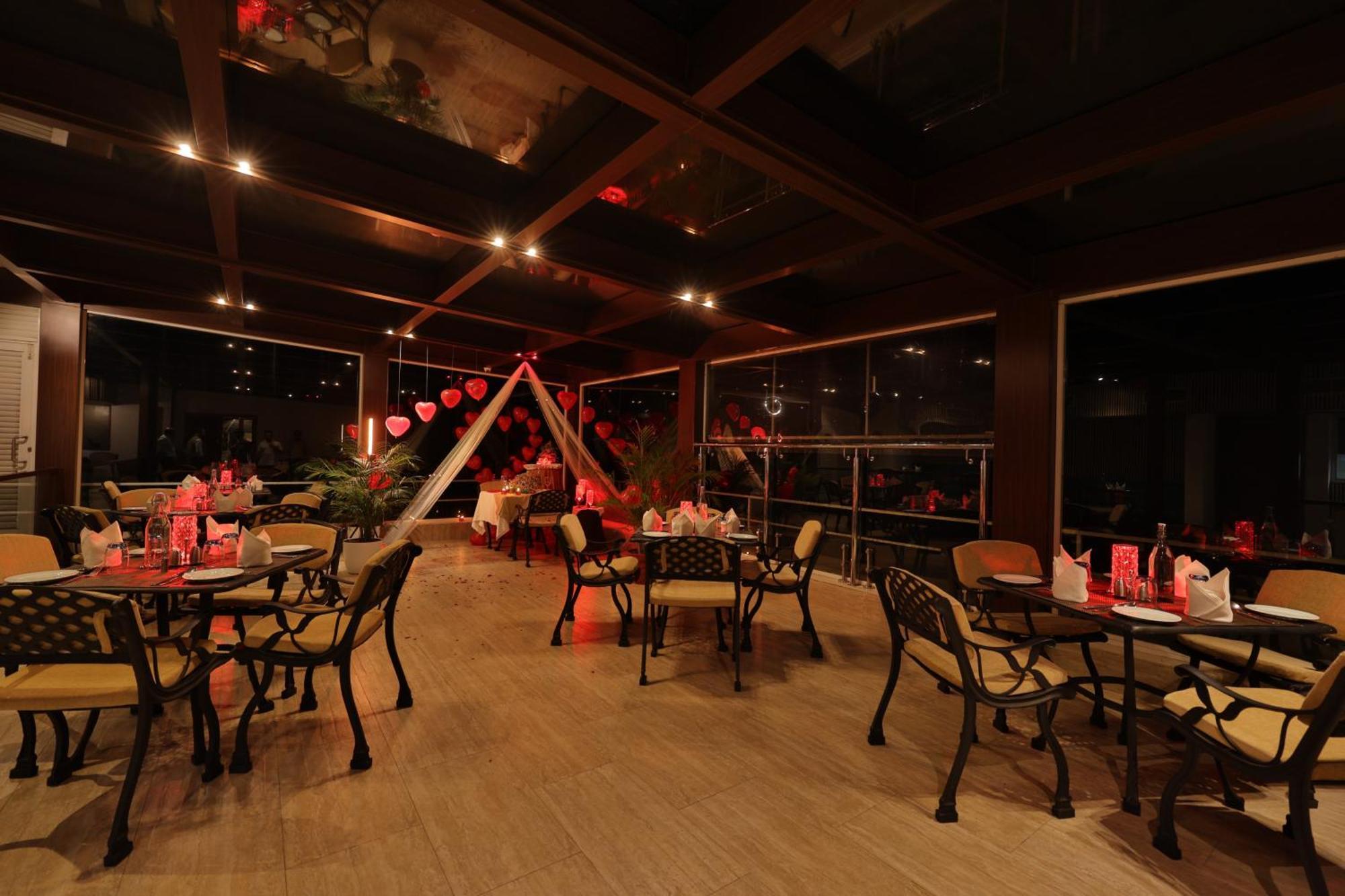Fragrant Nature Hotel 5*
