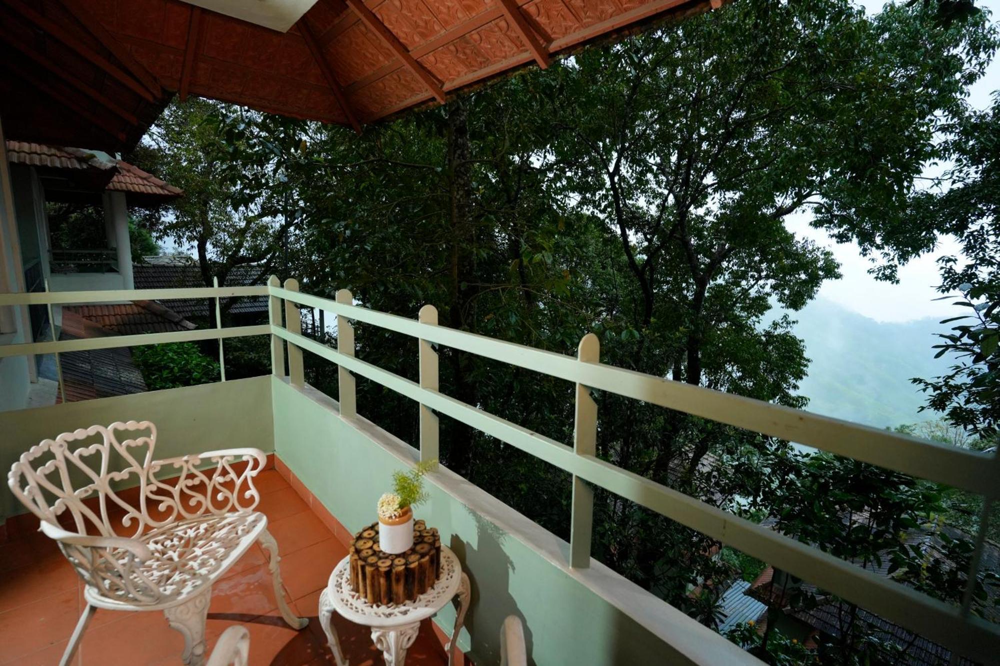 Blackberry Hills Nature & Resort 4*