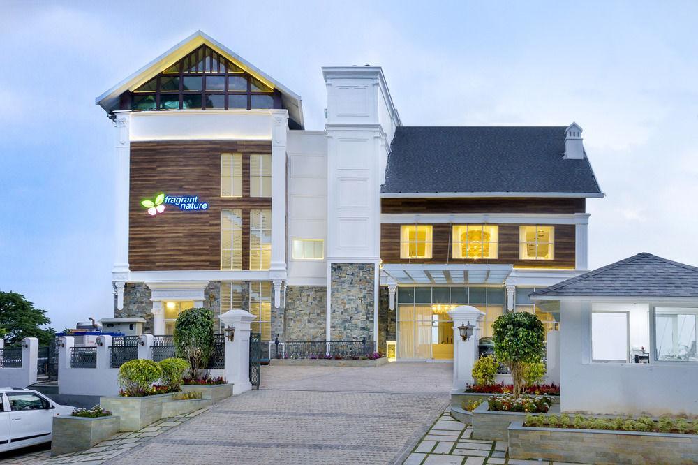 Fragrant Nature Hotel 5*