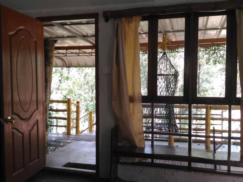Bed & Breakfast Jungle Jive Tree House