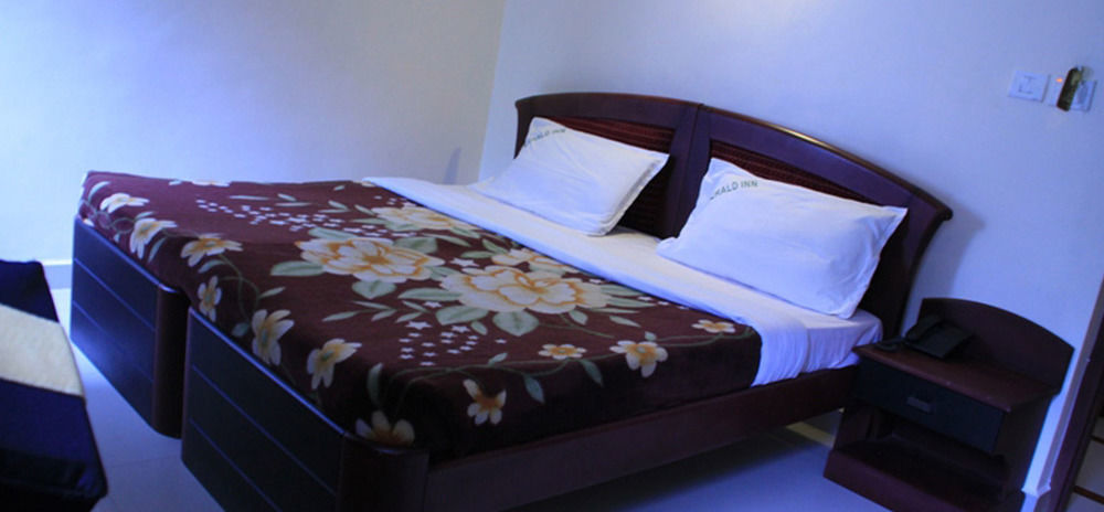 Emerald Hotel 3*