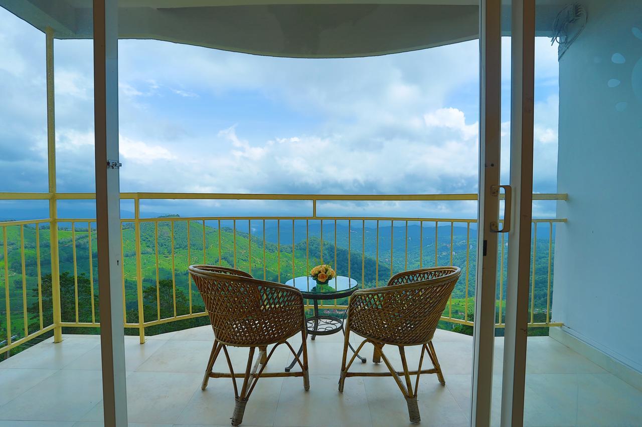 The Cliff Resort, Munnar