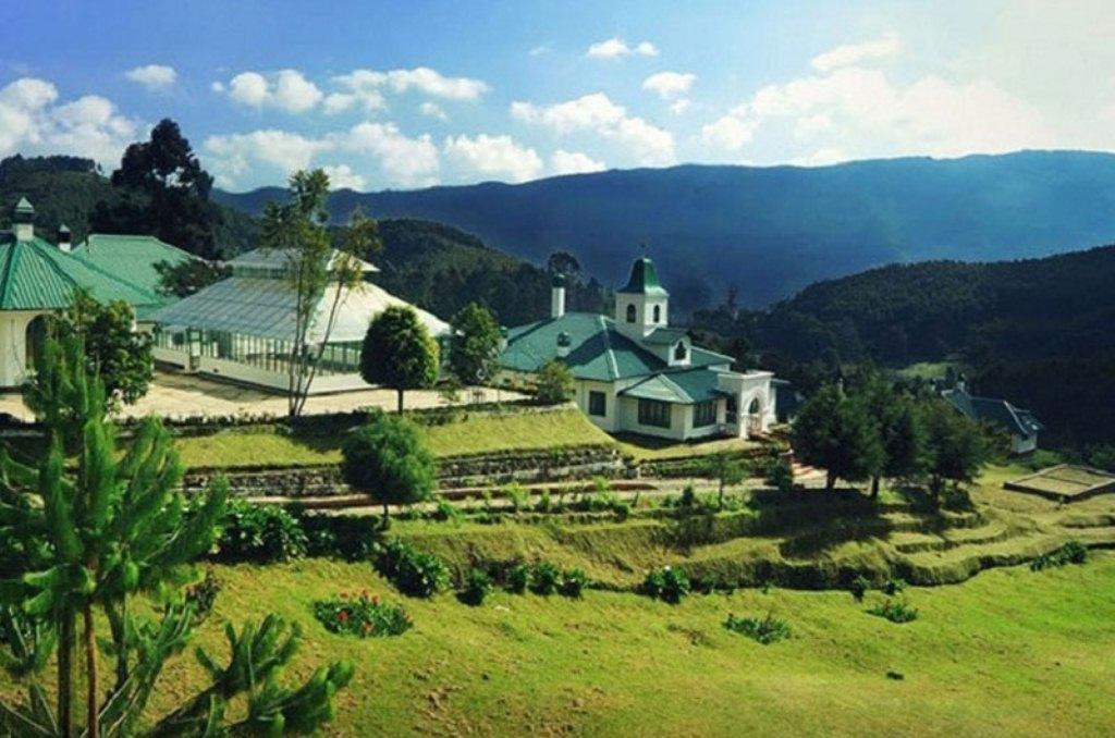Camp Noel Hotel