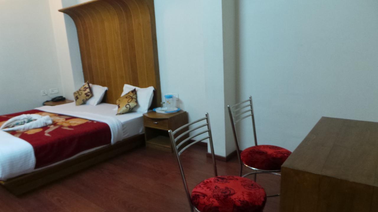 Red Star Holidays Munnar