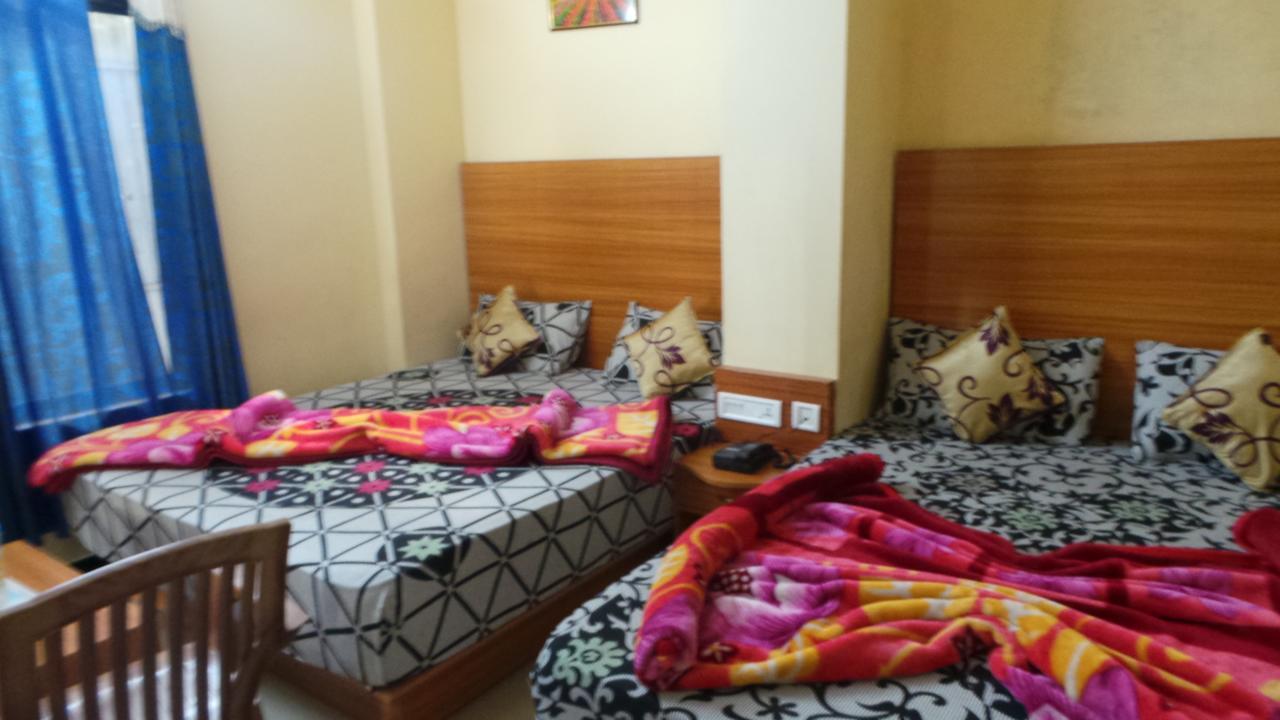 Red Star Holidays Hotel *