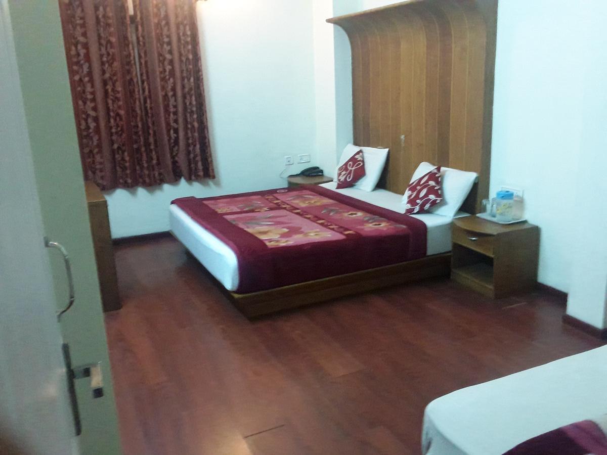 Red Star Holidays Hotel