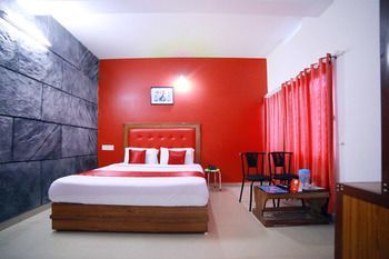 Oyo 8653 Achus Hotel Munnar