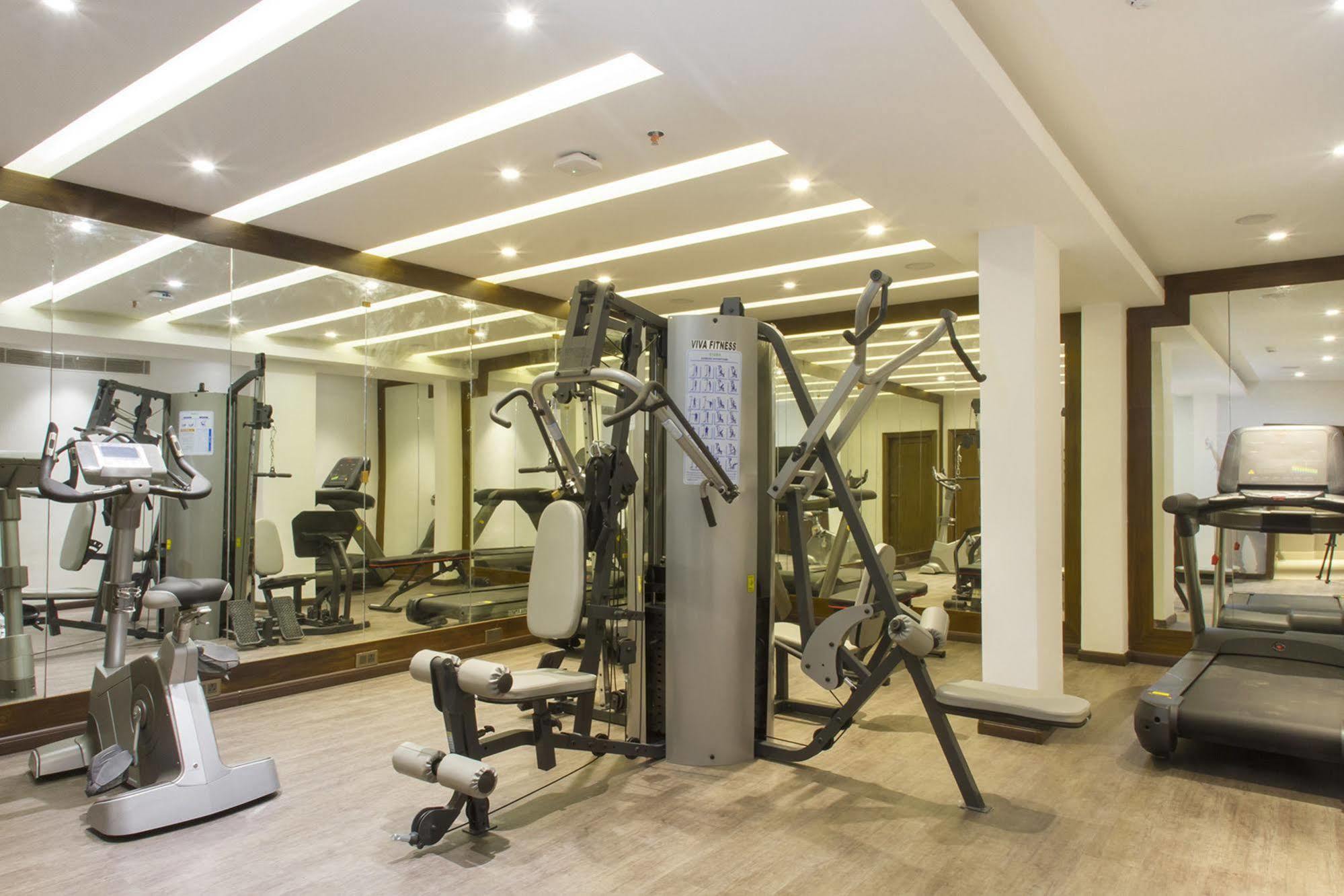 Fragrant Nature Hotel 5*