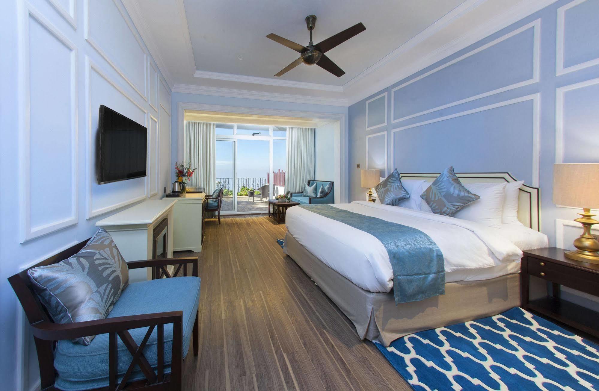 Fragrant Nature Hotel