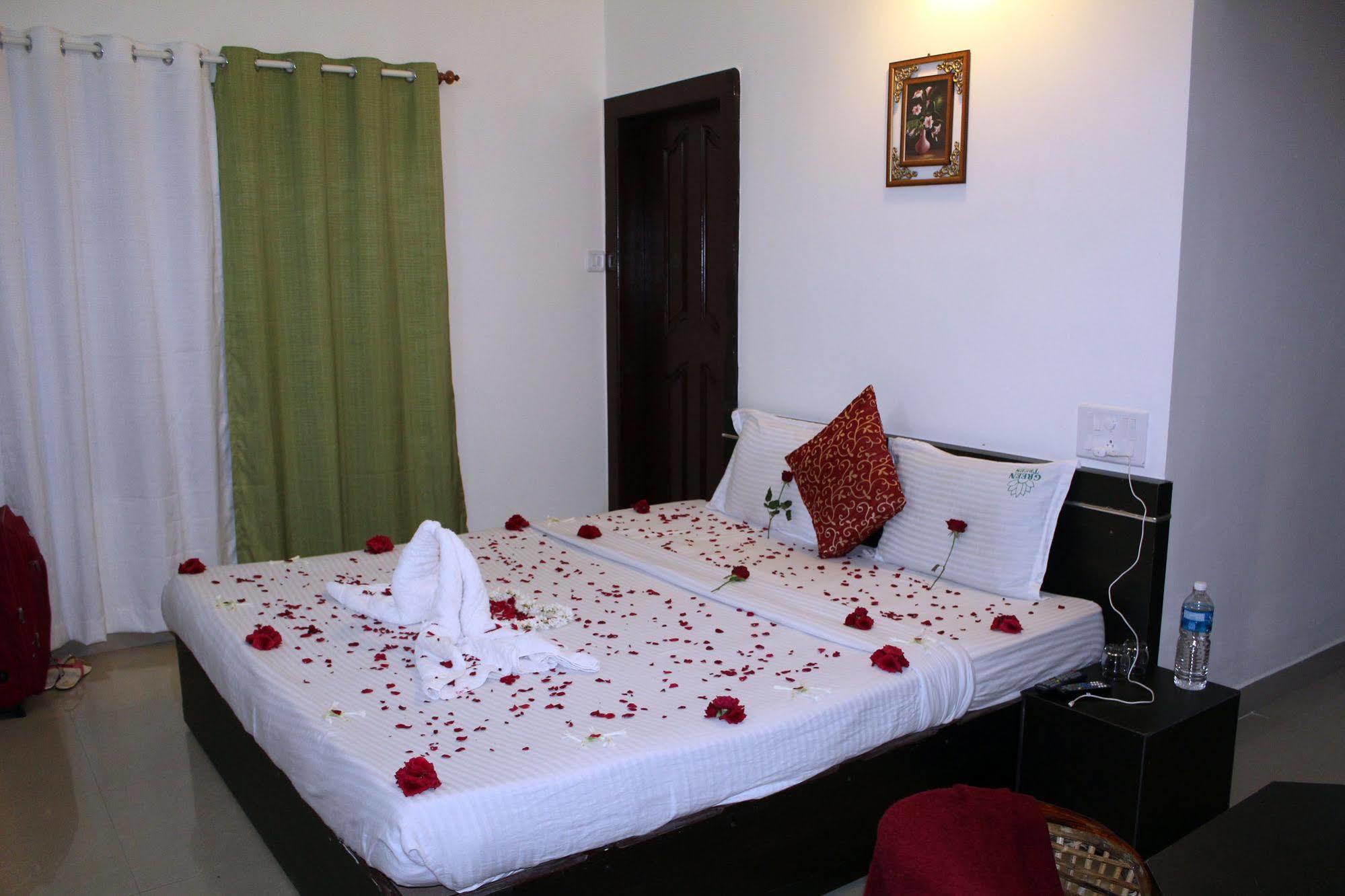 Trees Resort 3*