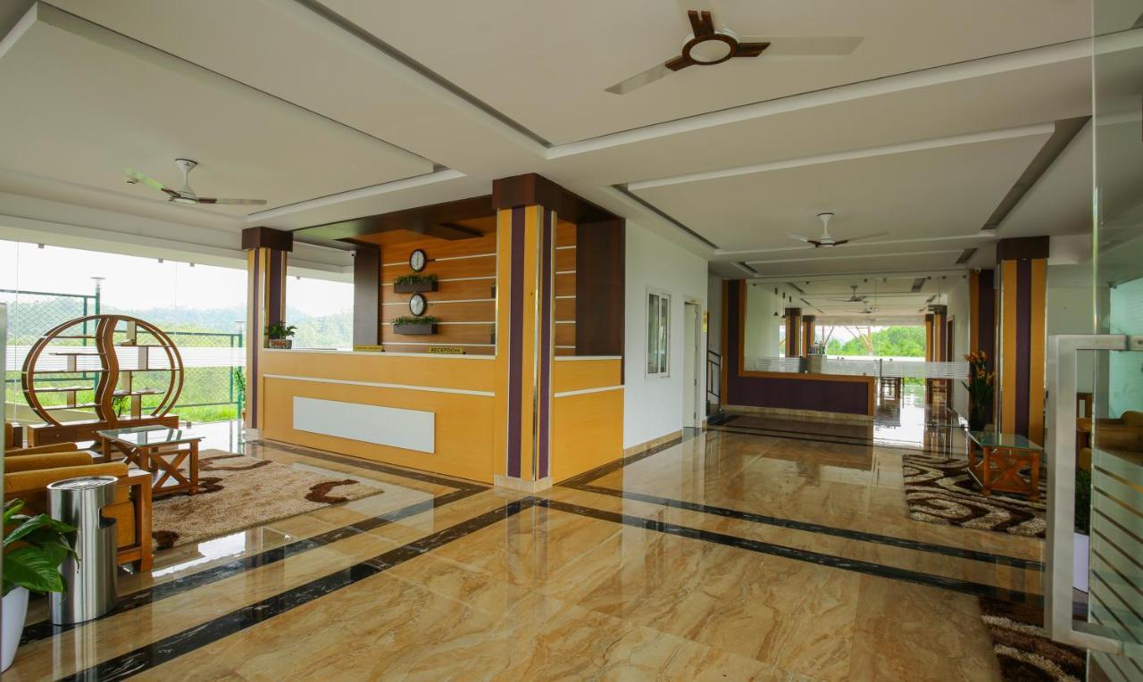 Hotel The Lakeview Munnar 4*