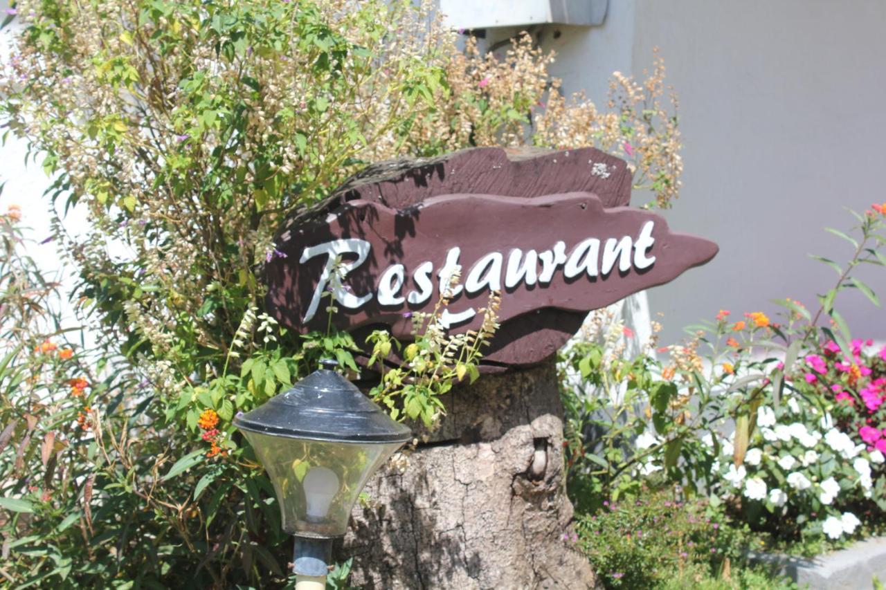 The Cliff Resort, Resort