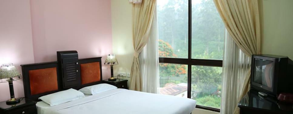 Archana Residency Hotel Munnar