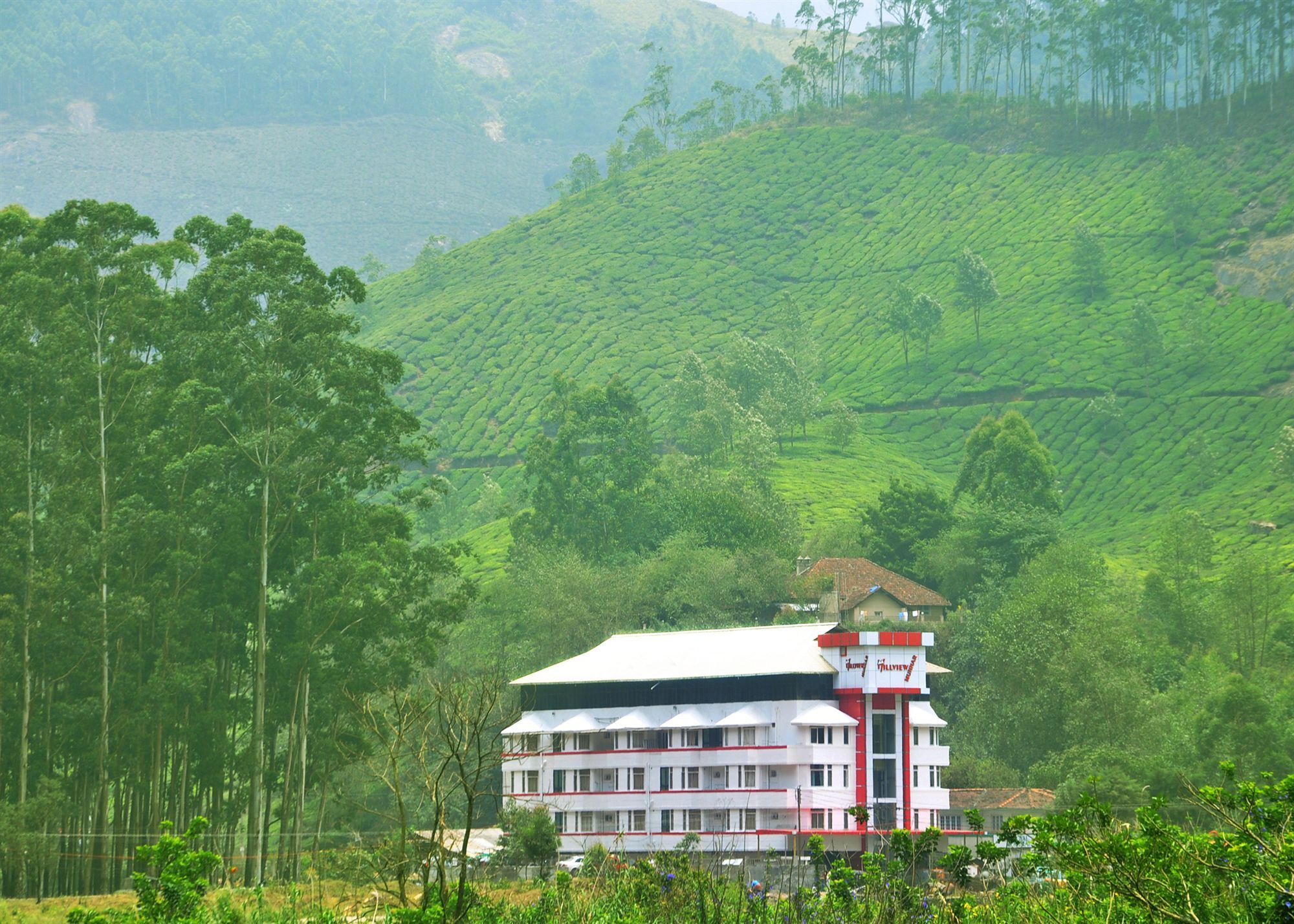 Hotel Hillview 4*