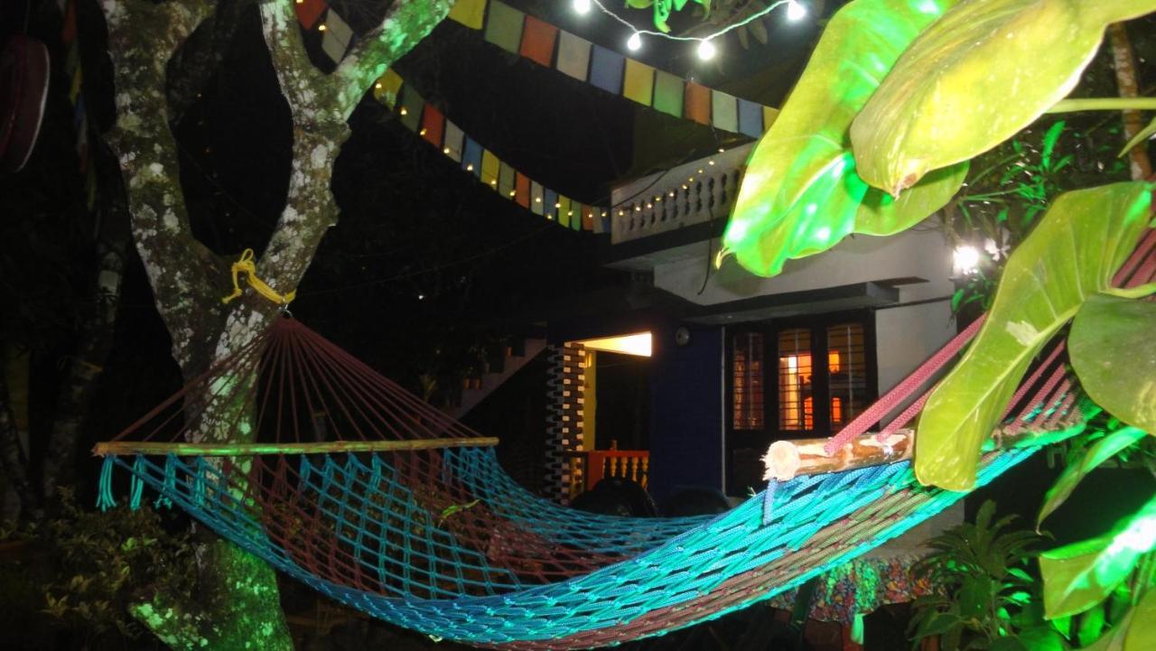 Share Hostel *