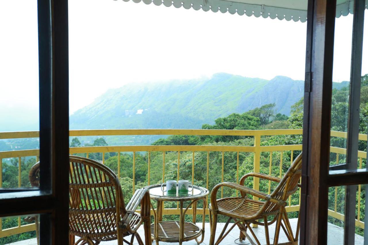Deshadan Mountain -the Highest In Munnar